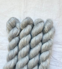 Load image into Gallery viewer, Super Simple Sleeveless Top