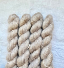 Load image into Gallery viewer, Super Simple Sleeveless Top