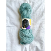 Load image into Gallery viewer, Halo Paca Shawl