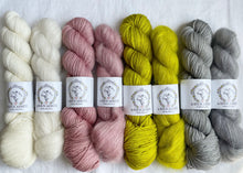 Load image into Gallery viewer, Harvest Flower Sweater Kits