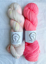 Load image into Gallery viewer, LYS Day Shawl