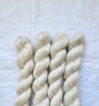 Load image into Gallery viewer, Super Simple Sleeveless Top