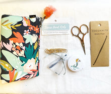 Load image into Gallery viewer, Knitter's Tool Bag