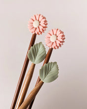Load image into Gallery viewer, Flower Needle Protectors