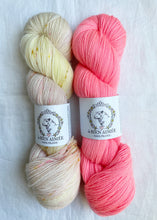Load image into Gallery viewer, LYS Day Shawl