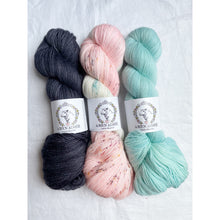 Load image into Gallery viewer, Xyla Wrap