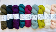 Load image into Gallery viewer, Cottage Throw Kits