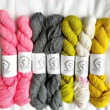 Load image into Gallery viewer, Stripeometry Shawl Kits