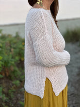 Load image into Gallery viewer, YaSaShii Pullover