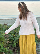 Load image into Gallery viewer, YaSaShii Pullover