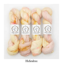 Load image into Gallery viewer, Soyeux