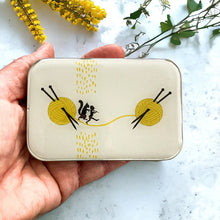 Load image into Gallery viewer, Yarn Ball stitch marker tin