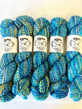 Load image into Gallery viewer, Plump