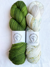 Load image into Gallery viewer, Local Yarn Cowl