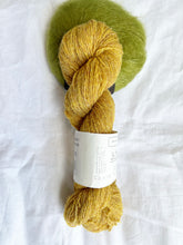 Load image into Gallery viewer, Parisian Keyhole Scarf