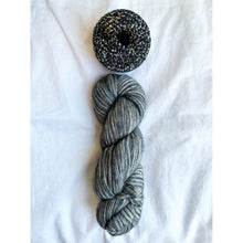 Load image into Gallery viewer, Glitter Mitts