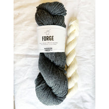 Load image into Gallery viewer, Snowflake Pom Pom Hat