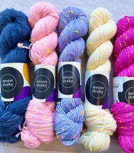 Load image into Gallery viewer, Le Triangle Granny Kits