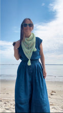 Load image into Gallery viewer, LYS DAY Shawl!