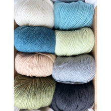 Load image into Gallery viewer, Super Simple Striped Cardigan