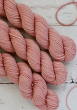 Load image into Gallery viewer, Journey Worsted