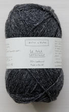 Load image into Gallery viewer, Le Petit  Lambswool
