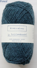 Load image into Gallery viewer, Le Petit  Lambswool