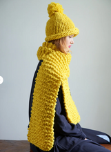 Load image into Gallery viewer, Garter Scarf