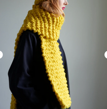 Load image into Gallery viewer, Garter Scarf