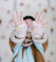 Load image into Gallery viewer, Flower Power Moto Mitts