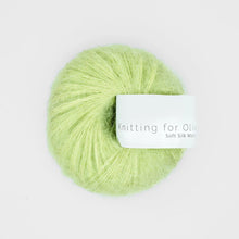 Load image into Gallery viewer, Soft Silk Mohair