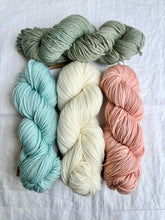 Load image into Gallery viewer, Seamless Joy Cabled Blanket