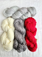 Load image into Gallery viewer, Seamless Joy Cabled Blanket