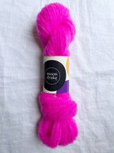 Load image into Gallery viewer, YaSaShii Pullover