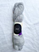 Load image into Gallery viewer, YaSaShii Pullover