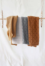 Load image into Gallery viewer, Sandness Garn baby booklet 1915