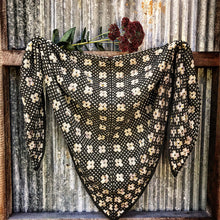 Load image into Gallery viewer, Pressed Flowers Virtual Workshop (prerecorded)