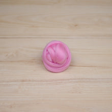 Load image into Gallery viewer, Dyed Corriedale Top Roving