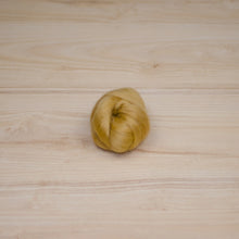 Load image into Gallery viewer, Dyed Corriedale Top Roving