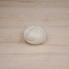 Load image into Gallery viewer, Dyed Corriedale Top Roving