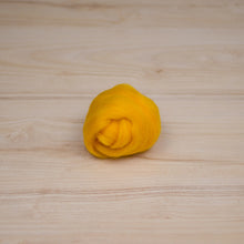 Load image into Gallery viewer, Dyed Corriedale Top Roving