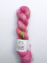 Load image into Gallery viewer, Stormy Sky Shawl Kit