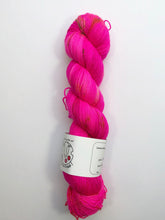 Load image into Gallery viewer, Stormy Sky Shawl Kit