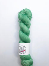 Load image into Gallery viewer, Stormy Sky Shawl Kit