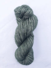 Load image into Gallery viewer, Wild Flowers Shawl