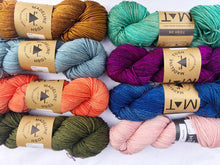 Load image into Gallery viewer, Botanical Garden Afghan Kit