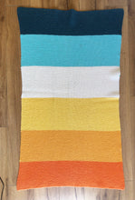 Load image into Gallery viewer, Spud and Chloe Garter Blanket