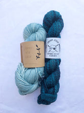 Load image into Gallery viewer, Flicker and Flame Hat Kit