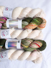 Load image into Gallery viewer, Pressed Flowers Kit