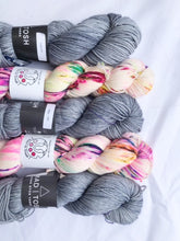 Load image into Gallery viewer, Pressed Flowers Kit